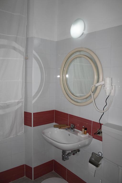 Hotel Luisa Milaan Kamer foto