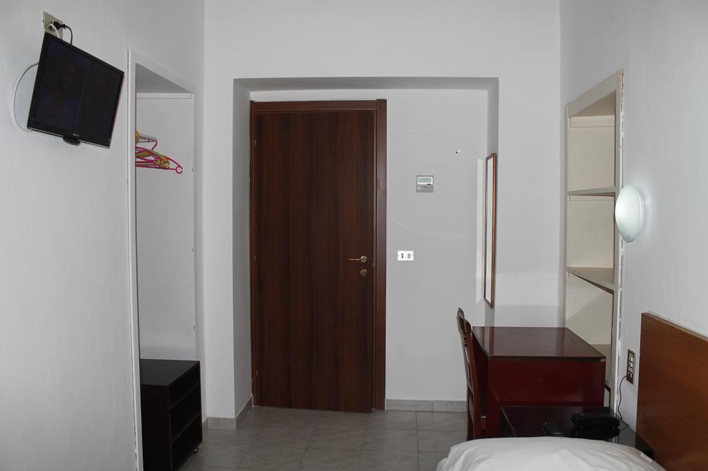 Hotel Luisa Milaan Kamer foto