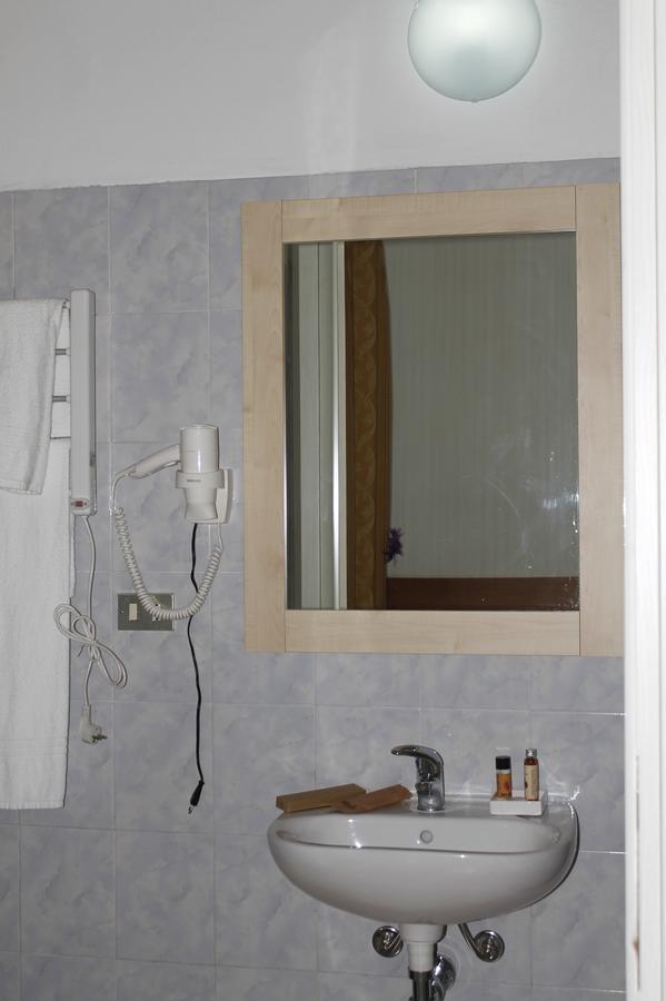 Hotel Luisa Milaan Kamer foto